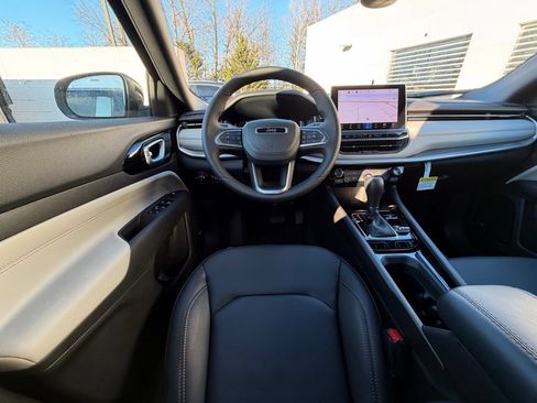 New 2026 Jeep Compass Limited w/ Sun, Sound & Navigation Group AWD/4WD image 13
