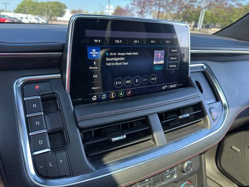 Used 2021 Chevrolet Suburban RST w/ Luxury Package image 28