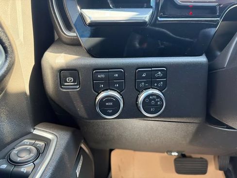 Certified 2025 GMC Sierra 1500 SLT w/ SLT Premium Plus Package AWD/4WD image 26