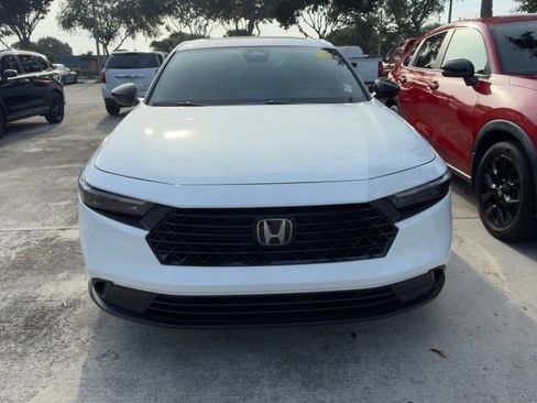 Used 2024 Honda Accord Sport image 3
