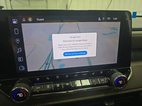 New 2025 Chevrolet Colorado ZR2 w/ Off-Road Front Bumper Package image 15