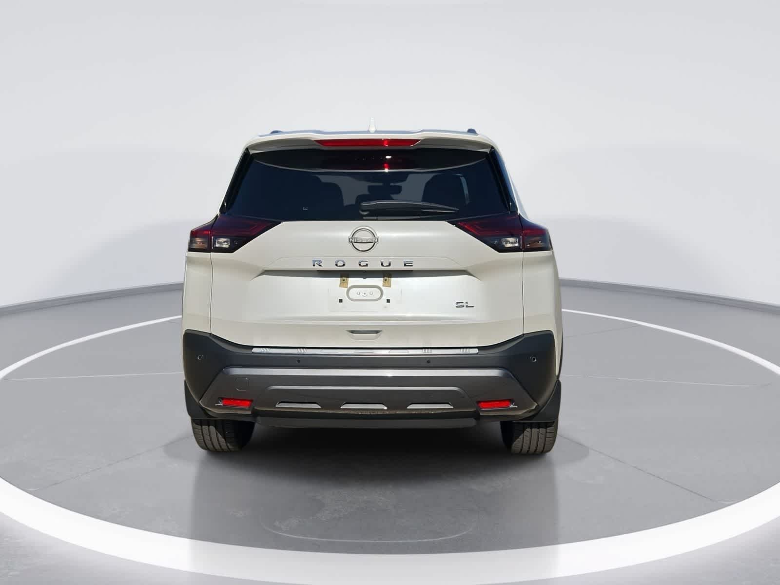 Used 2023 Nissan Rogue SL w/ SL Premium Package FWD image 7