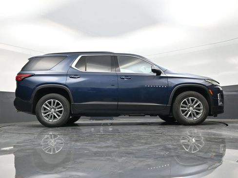 Used 2023 Chevrolet Traverse LT FWD image 25