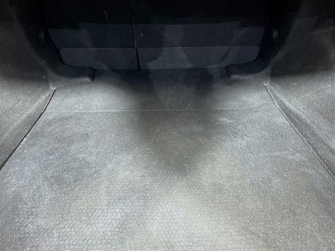 Used 2021 Toyota Corolla LE w/ Carpet Mat Package (TMS) image 33