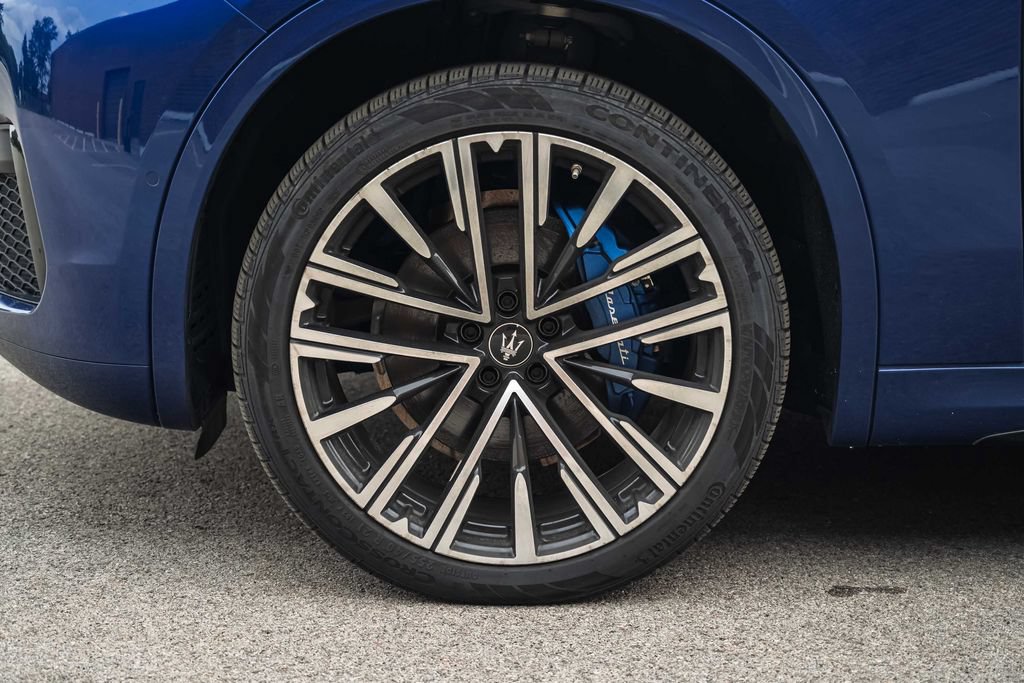 Used 2023 Maserati Grecale Modena AWD/4WD image 12