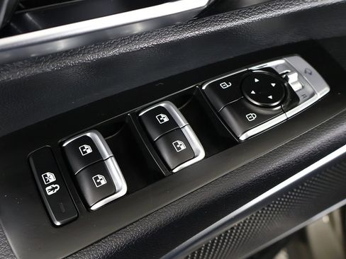 Used 2022 Kia Telluride SX w/ SX Prestige Package image 46