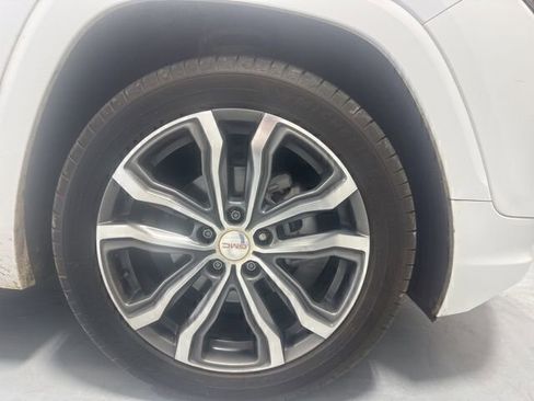 Used 2021 GMC Terrain Denali w/ LPO, Floor Liner Package image 4