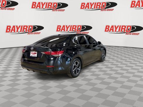 Used 2025 Nissan Sentra SV FWD image 9