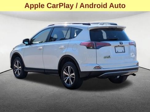 Used 2018 Toyota RAV4 XLE AWD/4WD image 7