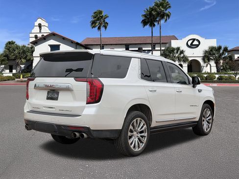 Used 2021 GMC Yukon Denali w/ Denali Premium Package AWD/4WD image 2