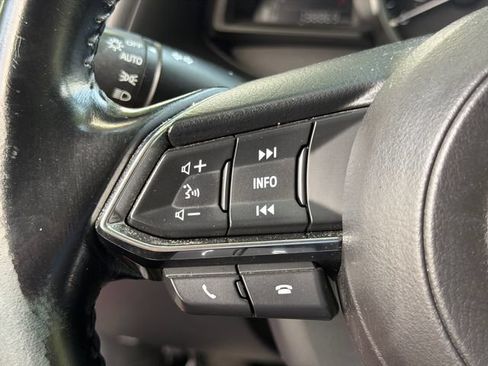 Used 2018 MAZDA MAZDA3 Touring FWD image 24