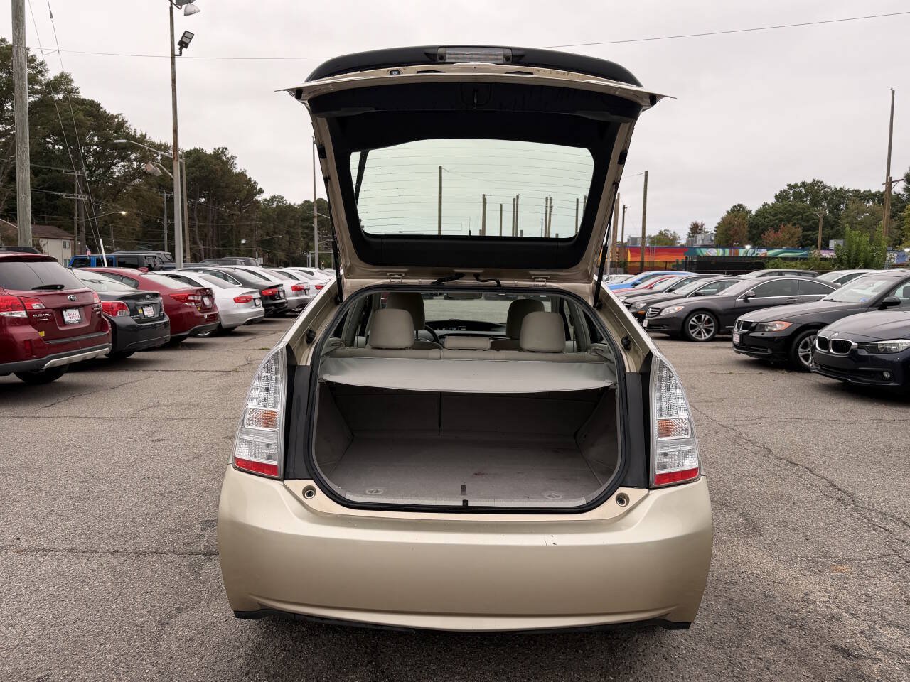 Used 2011 Toyota Prius Three w/ Navigation Pkg FWD image 19