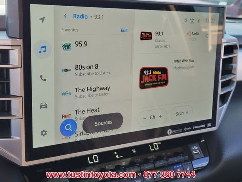 Used 2023 Toyota Tundra Limited w/ TRD Off-Road Package image 21