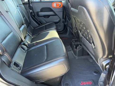 Used 2022 Jeep Gladiator Mojave w/ Trailer Tow Package image 20