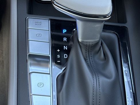 New 2026 Hyundai Elantra SEL Sport FWD image 26