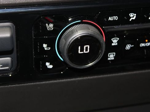 Used 2025 Chevrolet Silverado 1500 High Country AWD/4WD image 51
