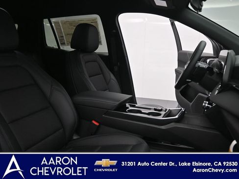 New 2026 Chevrolet Equinox LT w/ Convenience Package II image 18