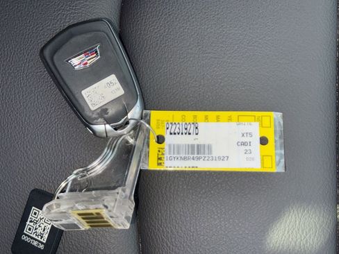 Used 2023 Cadillac XT5 Luxury AWD/4WD image 37