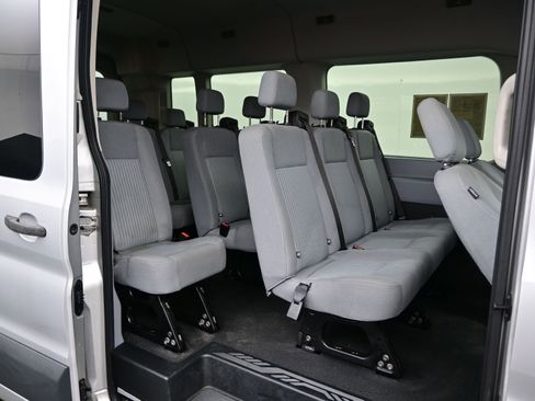 Used 2016 Ford Transit 350 XL image 15