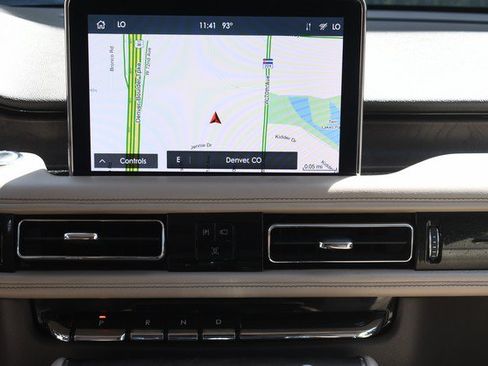 Used 2020 Lincoln Aviator Reserve w/ Equipment Group 202A AWD/4WD image 21