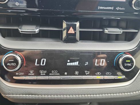 Used 2020 Toyota Corolla XSE image 20