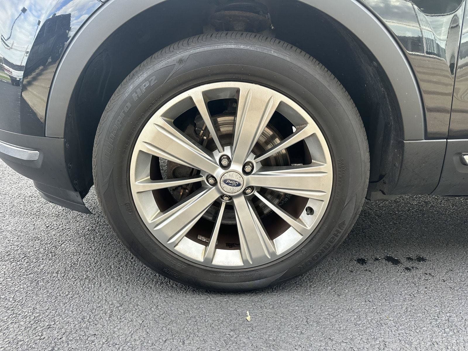 Used 2018 Ford Explorer Limited AWD/4WD image 14