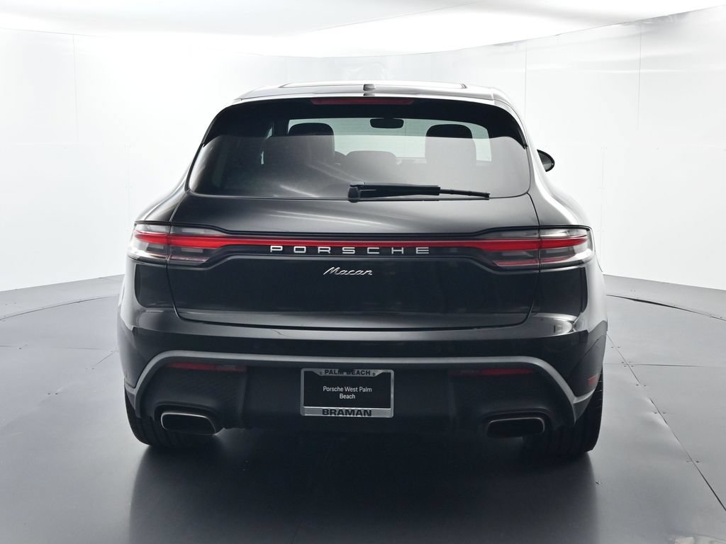 Used 2023 Porsche Macan AWD/4WD image 13