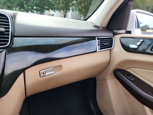 Used 2017 Mercedes-Benz GLE 350 GLE 350 SUV w/ Premium 1 Package image 29