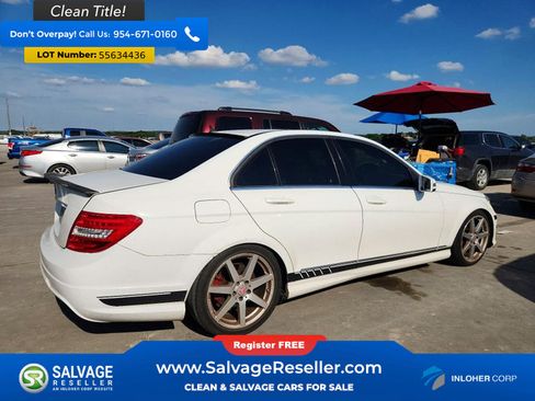 Used 2014 Mercedes-Benz C 250 Sedan image 4