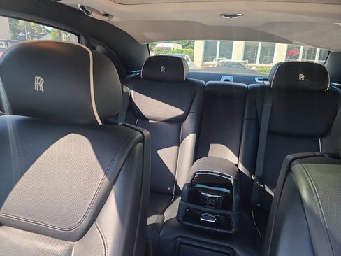 Used 2015 Rolls-Royce Ghost image 29