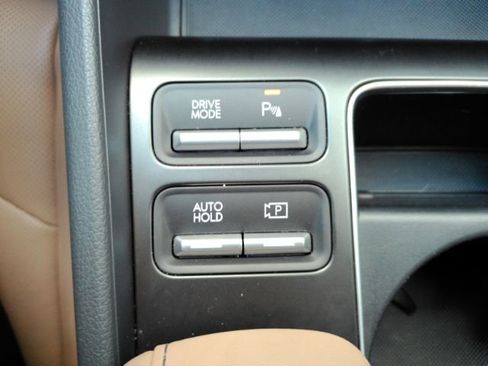 Used 2024 Hyundai Sonata Limited image 50