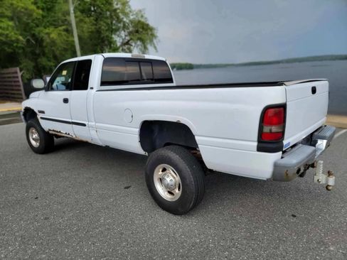 Used 2001 Dodge Ram 2500 Truck 4x4 Quad Cab image 2