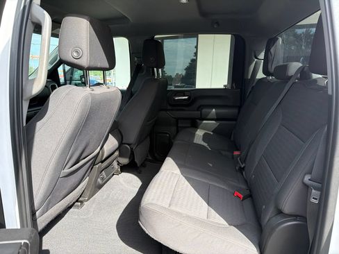 Used 2023 Chevrolet Silverado 2500 LT AWD/4WD image 4