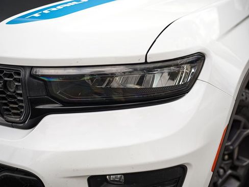 Used 2023 Jeep Grand Cherokee Trailhawk w/ Advanced Protech Group II image 4