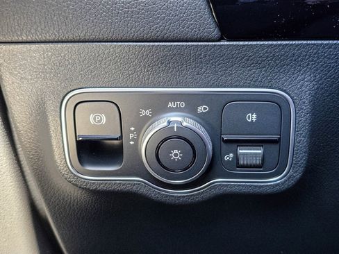 New 2025 Mercedes-Benz GLA 250 4MATIC image 26