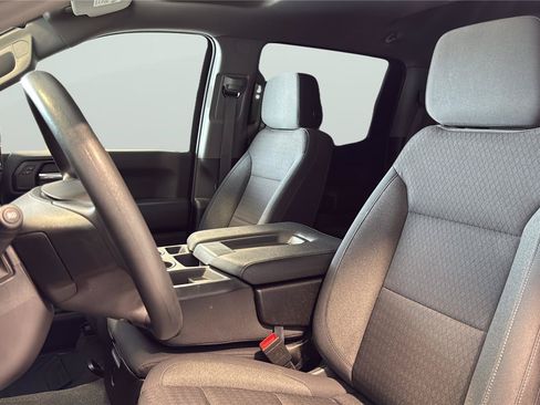 Used 2022 Chevrolet Silverado 1500 Custom AWD/4WD image 12