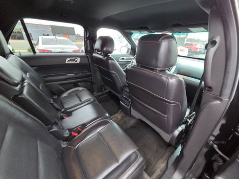 Used 2015 Ford Explorer Sport w/ Equipment Group 401A image 18