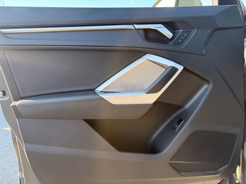 Used 2021 Audi Q3 2.0T Premium image 14