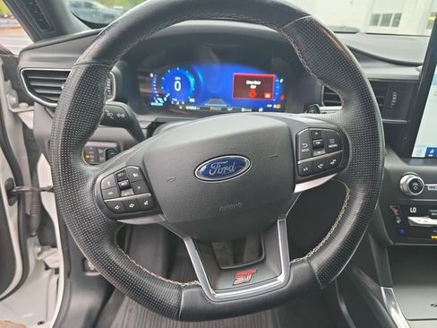 Used 2020 Ford Explorer ST w/ Premium Technology Package image 19