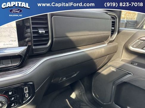 Used 2025 Chevrolet Silverado 2500 LTZ w/ LTZ Premium Package image 27