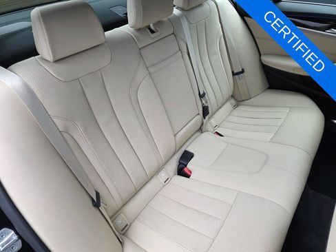 Used 2023 BMW 530i w/ Premium Package RWD image 26