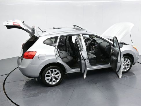 Used 2013 Nissan Rogue SL AWD/4WD image 42