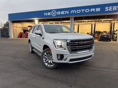 Used 2024 GMC Yukon SLT w/ SLT Luxury Package