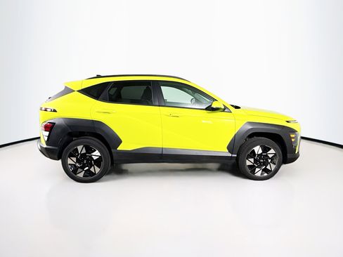 Used 2025 Hyundai Kona SEL AWD/4WD image 2