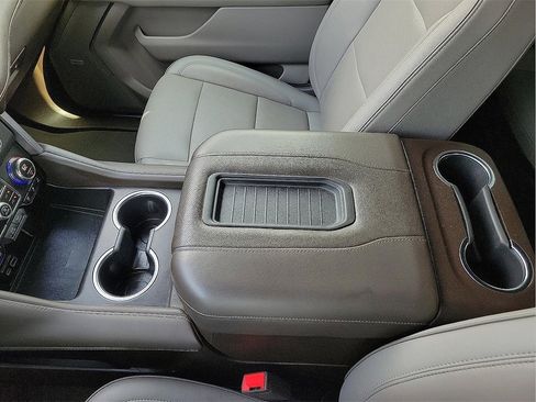 Used 2021 GMC Yukon SLT w/ SLT Premium Package image 20