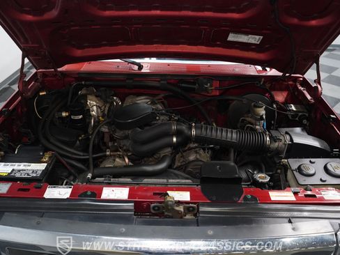 Used 1996 Ford F150 XLT image 3
