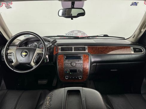Used 2011 Chevrolet Tahoe LT image 11