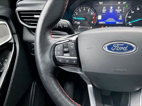 Used 2022 Ford Explorer ST-Line w/ Class IV Trailer Tow Package image 21