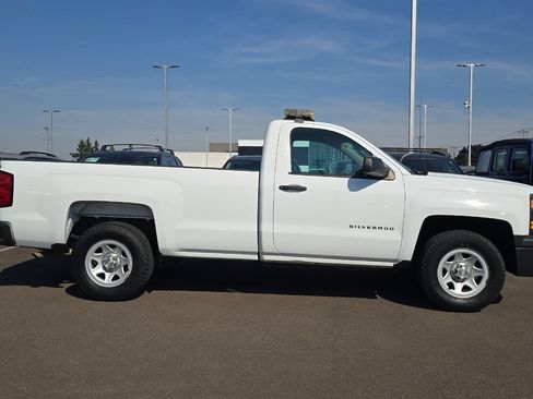 Used 2014 Chevrolet Silverado 1500 W/T w/ Trailering Package RWD image 3