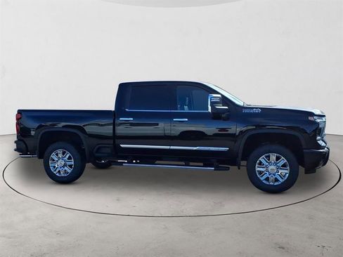 New 2026 Chevrolet Silverado 2500 High Country w/ Technology Package image 4